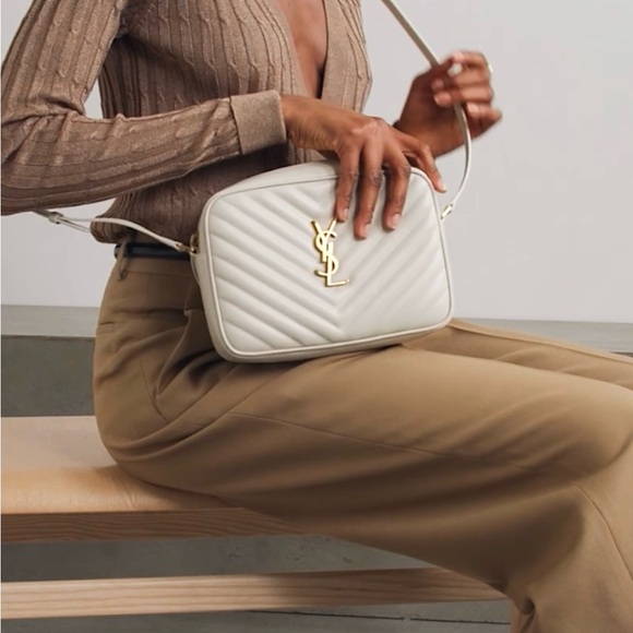 Authentic Saint Laurent Lou leather shoulder bag in excellent condition - Picture 2 of 13